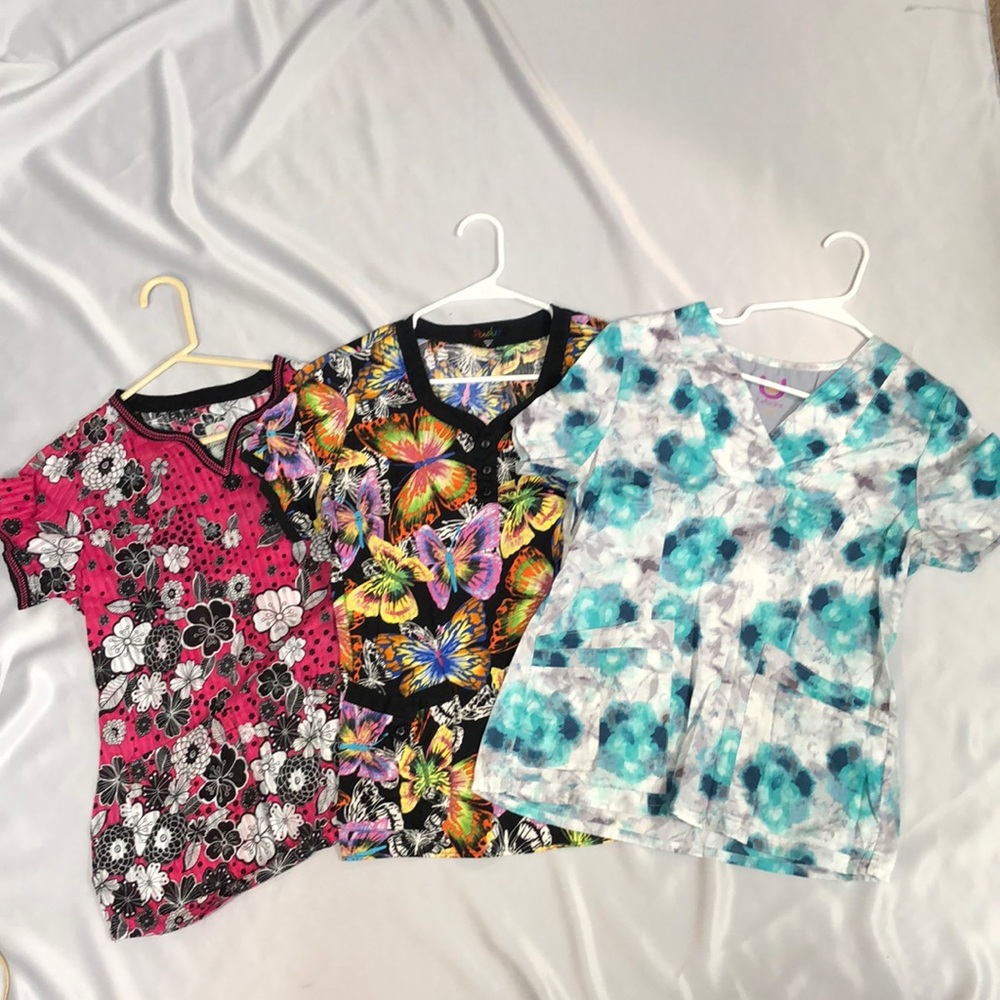 3 pack of Women’s Scrub Shirts